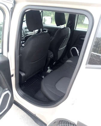 Jeep Renegade cena 55300 przebieg: 99990, rok produkcji 2014 z Łask małe 137